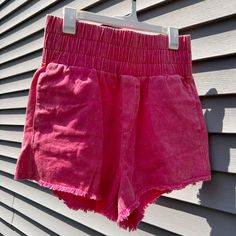 These Hot Pink Acid Wash Smocked Shorts In Size Large Are Perfect For Any Casual Occasion. The Shorts Are Made Of 100% Cotton Denim Material With An Acid Wash Finish That Gives Them A Unique And Trendy Look. The High-Rise Design Adds A Sense Of Security To The Shorts, Making Them Perfect For Walking, Hiking, Dancing, Or Even Going To The Beach. These Shorts Are Not Just Stylish But Also Versatile, Making Them A Great Addition To Any Wardrobe. Get Ready To Turn Heads With These Stunning Hot Pink Trendy Beach Bottoms With Smocked Back, Spring Short Bottoms With Smocked Back, Spring Bottoms With Smocked Bodice And Short Length, Spring Smocked Short Bottoms, Spring Smocked Back Short Bottoms, Beach Bottoms With Smocked Bodice In Cotton, Summer Shorts With Smocked Back, Beach Cotton Bottoms With Smocked Bodice, Casual Beach Bottoms With Smocked Bodice