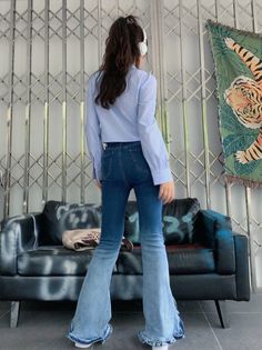 ❤︎ gradient color flare jeans❤︎

⚠️It takes about 3 weeks to ship the product. Gradient Color, It Takes, Flare Pants, 3 Weeks, Flare Jeans, Contrasting Colors, Trousers, High Waisted, Blue