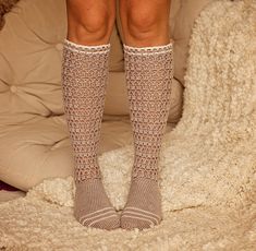 This is a PATTERN for crocheted Back to School Socks! Price is for pattern only and NOT FOR THE FINISHED ITEM. Language: English only These beautiful socks feature a lace cuff to provide a perfect fit and interesting texture. Do you like knitted socks, but you hate working with 5 needles? The good news are - you can crochet them! A pair of crocheted socks will be a wonderful gift for yourself and your loved ones! These will be perfect as boot socks too! Skill level: easy/intermediate Sizes Patte Crochet Socks Tutorial, School Socks, Magnolia Dress, Crochet Socks Pattern, Flower Socks, Crochet Cowl Pattern, Socks Pattern, Lace Cuffs, Crochet Socks