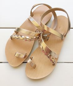 ♥ A pair of high quality,100% genuine Greek leather sandals ♥ You can wear them all day, they are very comfortable ♥ Perfect for everyday adventures, beach, bridal If you take half size, go UP to the nearest whole size. Ladies shoe sizes EU3536373839404142 UK23-3.54566.578 USA4.5567891011 cm23.123.824.425.125.826.527.2....27.8 inches__9.19.39.69.910.1510.410.710.9 You can see my sandals at Anyans Review: https://anyasreviews.com/grecian-sandals-etsy-review/ YOU CAN FIND MORE THAN 150 SANDAL DESI Gold Leather Toe Ring Sandals With Ankle Strap, Leather Ankle Strap Slingback Sandals For Wedding, Leather Slingback Sandals For Summer Wedding, Gold Open Toe Slingback Sandals For Vacation, Leather Sandals For Summer Weddings, Summer Wedding Leather Sandals, Gold Open Heel Sandals For Beach, Gold Open Toe Barefoot Sandals For Vacation, Gold Open Heel Sandals For Vacation