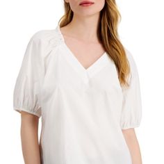 Alfani Women's V-Neck Smocked Blouse In Soft White This Item Is New With Tags. Retail $59.50. Measurements: Women's Size Large Your Item Will Be Packaged With Care! Don't Forget To Check Out My Store For Other Great Items Like This One! Bundle & Save! Thank You For Shopping Willey Nice Stuff! Summer V-neck Puff Sleeve Top For Daywear, Spring V-neck Smocked Top With Gathered Sleeves, Casual V-neck Top With Gathered Neckline, White V-neck Top With Smocked Back, White V-neck Tops With Smocked Back, Casual V-neck Puff Sleeve Top For Daywear, Casual V-neck Blouse With Smocked Back, Summer V-neck Smocked Top For Daywear, Chic V-neck Top With Gathered Neckline