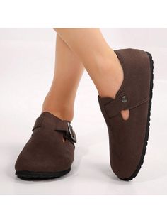 UPPER: This anti-slip shoes for women is made of cowhide upper and rubber sole. The upper of the Mules Women Shoes is smooth, easy to clean, and water-resistant. The rubber sole is anti-slip and has good flexibility.
TRENDY DESIGN: Metal buckle adds a lot of fashion sense to mules. Backless design is convenient for slip on/off. Suit for every women's wardrobe.
COMFORTABLE AND BREATHABLE: Women Slipper Shoes made with Breathable fabrics and Double padded memory foam footbed, not tired even walkin Footbed Sandals, Mule Sandals, Leather Clogs, Coffee Brown, Eva Sole, Sandals Women, Slipper Shoes, Womens Sandals Flat, Clogs Shoes