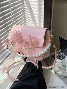 Parfum Victoria's Secret, Pearl Bow, Tas Fashion, Girly Bags, Bow Decor, Fancy Bags, Pretty Bags, Crossbody Bag Women, Mua Sắm