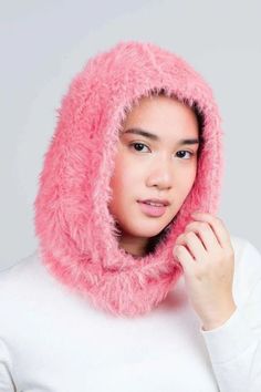 Winter balaclava outfit inspiration for women with our pink faux fur winter balaclava hat. Knit Mittens