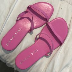 Pink Sandals Never Used Chic Pink Flip Flops For Beach, Chic Pink Beach Flip Flops, Pink Sandals With Single Toe Strap For Vacation, Pink Single Toe Strap Sandals For Vacation, Chic Pink Jelly Sandals For Vacation, Pink Synthetic Sandals With Single Toe Strap, Pink Open Toe Jelly Sandals With Cushioned Footbed, Pink Flip Flops With Single Toe Strap For Vacation, Pink Single Toe Strap Flip Flops For Vacation