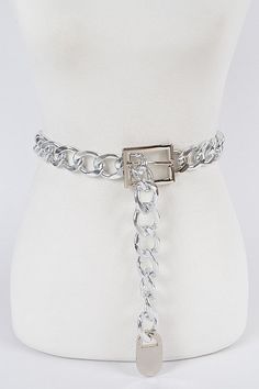 This bold chain link belt adds a touch of edge to any outfit. Its big design makes a statement, while the links add a unique touch. Elevate your look with this confident and chic accessory! Final Sale (note this is made of iron and is slightly heavy and noisy) Approx Width 1” Length 49” Edgy Metal Chain Belt, Edgy Chain Link Belt With Chain Strap, Edgy Chain Link Belt, Chic Metal Chain Belt For Party, Chic Metal Chain Belt With Chain Print, Adjustable Silver Metal Chain Belt, Edgy Metal Chain Belt For Party, Metal Chain Belt With Chain Strap For Party, Silver Metal Waist Chain With Chain Strap