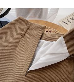 Style: commuting Size: S M L XL Color: khaki, black, apricot, coffee Corduroy Skirt, Belleza Natural, Color Khaki, Pleated Skirt, Apricot, Sewing Projects, Sewing, Skirt, Coffee