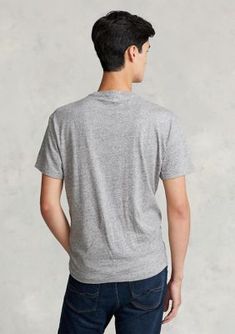 Washed for a soft feel, this jersey T-shirt is an off-duty essential youll reach for again and again. | Polo Ralph Lauren Men's Classic Fit Cotton T-Shirt, X-Large Polo Logo, Suede Fringe Jacket, Hoodie Logo, Cotton Polo Shirt, Great T Shirts, Cotton Polo, Polo Ralph Lauren Mens, Jersey T Shirt, Lauren Ralph Lauren