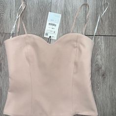 Zara Sweetheart Neckline Bustier S Nwt Pink Sleeveless Summer Corset, Chic Camisole With Built-in Bra And Sweetheart Neckline, Pink Sleeveless Corset For Summer, Pink Strapless Tank Top For Spring, Pink Sleeveless Corset For Spring, Strapless Pink Tank Top For Spring, Fitted Strapless Pink Camisole, Summer Sweetheart Neckline Corset, Spring Pink Fitted Corset