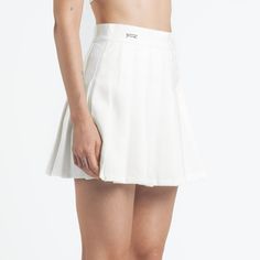 This Skirt is both comfortable and stylish. Made of polyester it flatters all shapes, this skirt is completely versatile, look good on the beach, at home or at the office.Length: S: 15.1'' | M: 15.5'' | L: 15.9'' | XL: 16.3''