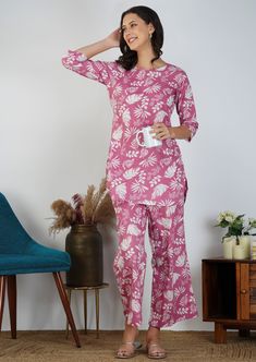 Experience ultimate comfort with our handcrafted loungewear! Made from soft, breathable fabrics, each piece is designed for relaxation and style. Perfect for cozy nights in or casual outings, this loungewear set combines elegance with comfort. Treat yourself or gift a loved one with the perfect blend of luxury and ease. Embrace comfort with our Baby Pink Loungewear Set, designed for both women and teens. Crafted from soft, high-quality cotton, these pajamas are perfect for lounging or sleeping. With a cute and cozy design, this set makes a thoughtful gift for anyone who loves relaxation and style. 🧵 Quality: Our Baby Pink Loungewear Set is made from 100% premium cotton, ensuring maximum softness and breathability. The fabric feels gentle against the skin, making it ideal for a restful nig Comfortable Pink Home Set, Comfortable Pink Loungewear Sets, Comfortable Relaxed Fit Pajama Party Sets, Comfortable Matching Loungewear Set, Comfortable Pajama Party Sets With Long Pants, Comfortable Long Pants Sets For Pajama Party, Comfortable Relaxed Fit Sleep Set, Relaxed Fit Comfortable Sleep Set, Cozy Pink Loungewear Sets