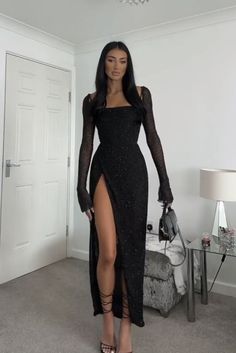 Sheer Sleeve Prom Dress, Prom Dress Mesh Sleeves, Black Long Sleeve Wedding Guest Dress, Long Black Dress Birthday Outfit, Black Classy Formal Dress, Black Dress Outfit Classy Elegant Party, Oh Polly Dresses Long, Black Dress Outfit Classy Elegant Birthday, Prom Dresses Not Tight