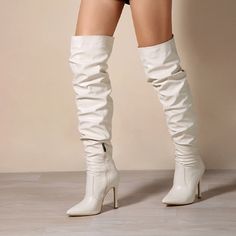 Leather Over The Knee Boots, High Heel Stiefel, Trending Womens Shoes, Fashion Runway, Boots Women Fashion, Motorcycle Boots, Winter Boots Women, Long Boots, Thigh High Boots