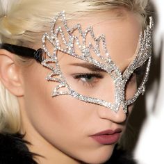 Butterfly Masquerade Mask, Prom Eyes, Luxury Mask, Rhinestone Face Mask, Silver Mask, Mask Style, Face Jewellery, Mask Masquerade, Mascara Facial