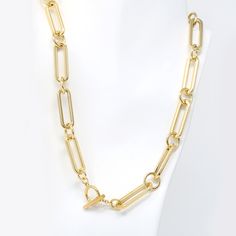 "❤️Bauble Sky PROMOTION❤️ ▪️Buy 1 Get 10% OFF ▪️Free Shipping Over $35 (USA domestic only) [Oversized Chunky Chain Necklace with Toggle Clasp] :Simple & modern beauty on your neck. This minimalist statement necklace is perfect to dress up or down for any occasion. The unique clasp can be a front accent or a back clasp. Bauble Sky modern necklace is a Must-have Item for your Special Day and Everyday! ♥Length: 19\" (No EXT chain) ♥Link size - W: 3/4\" (10mm) - H: 1 1/4 \" (30mm) ♥Color Option Everyday Long Chunky Chain Necklace, Everyday Toggle Necklace With Chunky Link Chain, Everyday Toggle Necklace With Chunky Oval Link, Everyday Oval Link Toggle Chain Necklace, Gift Toggle Necklace With Rectangular Chain Links, Gift Toggle Necklace With Rectangular Links, Rectangular Links Toggle Necklace As Gift, Metal Paperclip Necklace With Gold Chain, Metal Toggle Necklace With Cable Chain