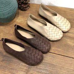 Gender: Women Item Type: Casual Shoes Main Material: Cow Leather Style: Casual, Classic, Retro Season: Spring, Summer, Autumn Heel Type: Flat Outsole Material: Rubber Heel Height: Low Heel (1-3 cm) Size Length cm inch 35 22.5 8.86 36 23 9.06 37 23.5 9.25 38 24 9.45 39 24.5 9.65 40 25 9.84 Woven Leather Shoes With Round Toe, Leather Flats With Woven Sole For Fall, Casual Woven Leather Flats With Round Toe, Brown Woven Leather Shoes With Round Toe, Leather Almond Toe Flats With Woven Sole, Leather Shoes With Woven Sole And Round Toe, Casual Brown Woven Leather Flats, Casual Leather Shoes With Woven Sole And Flat Heel, Almond Toe Flats With Woven Sole For Fall