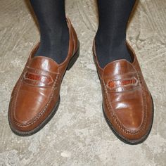 "Vintage cognac brown David Classic Leather men`s shoes. Size EU 43 slip on loafers. Made in Hungary. Marked, labeled size: EU 43;  US 9.5 Please check the measurements:  Outside sole length: 30,5 cm / 11.9'' in Heels height: 2,5 cm / 0.98'' in bottom sole width in widest place 10,5 cm / 4.1\" in Condition: They show some signs of wear, but overall in a good vintage condition.  #In126" Brown Moc Toe Slip-ons With Brogue Detailing, Brown Plain Toe Slip-ons For Business, Masculine Brown Slip-on Leather Shoes, Vintage Brown Slip-on Loafers, Business Casual Brown Wingtip Slip-ons, Masculine Brown Loafers For Office, Brown Slip-on Loafers With Moc Toe, Brown Moc Toe Slip-ons For Fall, Brown Classic Office Loafers