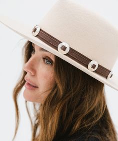 Add a touch of western vibes to any of your Gigi Pip looks! Whether you're looking to trim a traditional western style hat or a simply classic silhouette, adding the Genuine Leather Western Band to your look gives just enough to acknowledge country vibes while still having the ability to be versatile + vibe with any style you're channeling that day. + Pro Tip: Layer different band textures, colors + widths together to create your ultimate band stack! There are no rules when it comes to trimming Gigi Pip, Country Vibes, Western Vibes, Halo Style, Wearing A Hat, Metal Pins, Classic Silhouette, Western Style, Fashion Pictures