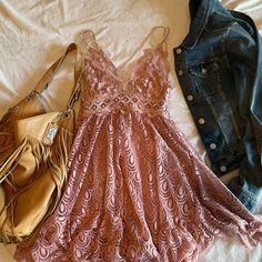 Brand New! Super Cute ! Pear Or With Some Boots And A Hat And Visit A Vineyard! Casual Lace Mini Dress For Day Out, Casual Lace Mini Dress For Date Night, Cowgirl Dresses, Small Dresses, People Dress, Small Dress, Free People Dresses, Free People Dress, Pear