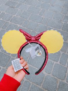 Tinkerbell Red Bow Ear Headband is released at Shanghai Disneyland Today!! Shanghai Disneyland, Disney Shanghai, Mad Tea Party, Ear Headbands, Red Bow, Disney Store, Disney Parks, Shanghai, Disneyland