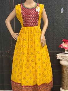 Short sleeves attached inside made in India sizes are given by Bust measurement (inches) Silk Kurti, Womens Clothing Tops, Art Collection, Bathing Beauties, Short Sleeves, Display Homes, Tops & Tees, Silk, Purses And Bags