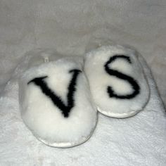 Keeps Feet Warm. Cloud-Like Insoles Create Comfort You'll Have To Feel To Believe. Size: M = 7, 8 Vs Slippers, Victoria Secret Slippers, V Shape Hair, Slippers White, Victoria Secret Shoes, Faux Fur Slippers, Victoria Secrets, Fit Inspo, Fitness Inspo