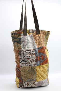 Handmade Rectangular 1970's Batik Tote Bag - Jianhui London Batik Fabric Projects, Jeans Projects, Handmade Fabric Purses, Patchwork Tote Bags, Simple Tote, Fabric Purses, Favorite Handbags, Quilted Totes, Patchwork Bags