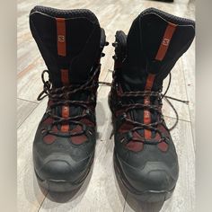 Very Good Condition. Size 10 Salomon Hiking Boots, Salomon Shoes, Hiking Boots, Men's Shoes, Shoe Boots, Hiking, Size 10, Man Shop, Boots