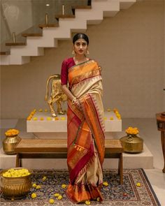 Bride Sarees, Saree Pattu, Saree Styling, Sleeveless Blouse Designs, Latest Silk Sarees, Sarees For Girls, Indian Bridal Sarees, Asian Bridal Dresses