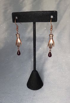 Beautiful Victorian style hands dripping blood Dripping Blood, Blood Drip, Blood Drop, Victorian Hand, Victorian Earrings, Jewelry Gothic, Gothic Earrings, Victorian Jewelry, Gothic Jewelry