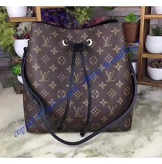 Louis Vuitton Monogram Canvas Neonoe Black M44020 Louis Vuitton Uk, Τσάντες Louis Vuitton, Bags Cheap, Best Designer Bags, Louis Vuitton Crossbody