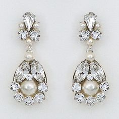 Cheryl King Couture bridal jewelry. Small crystal chandelier earrings  with pearls.  Bridal earrings with understated glamour that will sparkle throughout the night. Baby Chandelier, Simple Bridal Earrings, Bridal Chandelier Earrings, Vintage Modern Jewelry, Earrings With Pearls, Bridal Earrings Chandelier, Crystal Pearl Earrings, Crystal Chandelier Earrings, Oval Stud Earrings