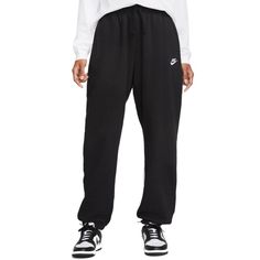 Black Nike Sweatpants With A Mid-Rise Elastic Waistband And Pockets. Embroidered Logo. Soft And Warm. Lined With Brushed Fleece. Elastic Cuffs. Oversized Fit. Inseam 31”. 80% Cotton, 20% Polyester. New With Tags! The Price Tag Came Off But The Other Tag Is Still Attached. The Material Tag Is Frayed But The Pants Are Brand New And In Perfect Condition! Senior Clothes, Black Nike Sweatpants, Sweatpants Nike, Wishlist 2022, Nike Noir, Nike Clothes, Oversized Sweatpants, Nike Sportswear Club Fleece, Holiday Wishlist