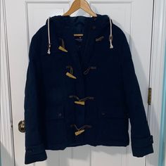 American Eagle Navy Hooded Medium Weight Winter Jacket, Size Women’s Medium. Looks Brand New, Only Worn A Few Times! No Rips, Tears, Or Stains. Feel Free To Make Me An Offer! Casual Pea Coat For Cold Weather With Pockets, Navy Outerwear For Cold Weather In Fall, Navy Casual Peacoat For Fall, Casual Peacoat For Cold Weather And Fall, Casual Fall Peacoat For Cold Weather, Casual Winter Workwear Peacoat, Hooded Blue Outerwear With Buttons, Blue Hooded Outerwear With Buttons, Navy Outerwear With Button Closure For Fall