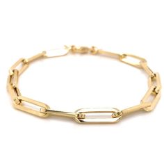 14kt yellow gold paperclip bracelet with alternating round and oval links! Perfect for layering!   SKU: PCB0014 Product: Bracelet Material: 14kt Yellow Gold ﻿Length: ﻿7.5" Link Details: 16.45mm x 5.20mm Paperclip Bracelet, Paper Clip, Layering, Yellow Gold, Bracelet, Yellow, Gold