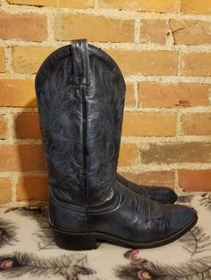 "++ DAN POST BOOTS ++ Midnight Cowboy Gorgeous dark might blue Genuine leather Stacked heels Size 8.5 In great vintage condition Perfectly worn in and ready to party! ✂ - - - Measurements: heel to toe exterior: 11.5\" ball: 3.75\" heels: 1.25\" Let's be friends! https://www.facebook.com/TheGirlSaidYesVintage 50" Western Blue Boots With Round Toe, Blue Western Boots With Round Toe, Blue Leather Moc Toe Boots, Blue Leather Boots For Ranch, Blue Western Boots For Ranch, Blue Western Style Boots For Ranch, Blue Western Boots For Western-themed Events, Western Style Blue Boots For Ranch, Southwestern Style Boots With Round Toe For Western Events