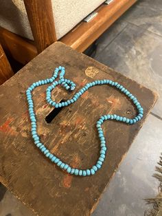 Approx 30 inch long antique Navajo turquoise bead necklace -- wonderful quality and great look -- value priced and perfect gift   Very beautiful and simple  Good piece for price