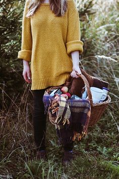 . Elsie De Wolfe, Fall Picnic, Camille Styles, Company Picnic, Dark Autumn, Back To Nature, Summer Picnic, Mellow Yellow, Mode Vintage