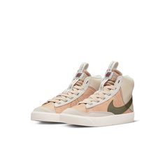 DQ0370-100 Nike Blazer Mid 77, Nike Blazer Mid, Nike Blazers Mid, Shoe Design, Blazer Mid, Nike Blazer, Sneaker Head, Designer Shoes, Blazer