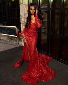 Sequins Prom Dress, Red Party Dresses, Mermaid Evening Dresses Burgundy Prom Dress Long Mermaid, Scorpio Prom Dress, 90s Prom Black Women, Baddie Prom Looks, Prom Dresses In Red, Red Prom Inspiration, Black Sweet 16 Dresses Long, Red Gold Prom Dress, Black Woman Prom Dress