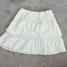 Brand New White Kids Skirt Zara Casual Mini Skirt With Ruffles, Casual Zara Ruffled Skirt, Zara Casual Ruffled Skirt, Casual Ruffled Skirt By Zara, White Ruffle Hem Skort, Zara Mini Skirt With Ruffles, Zara Ruffled Mini Skirt, Casual White Ruffled Skort, Ruffled Zara Skirt