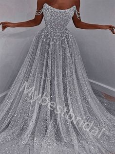 One Shoulder Dress Long, 2023 Prom, Quince Dress, Rush Dresses, Tulle Sleeves, בר מצווה, Shop Bodycon Dresses, Pretty Prom Dresses, Dresses 2023