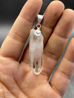 Beautiful vintage natural crystal quartz stone handmade pendent Clear Quartz Gemstone Crystals, Unique Mineral Crystal Pendant, Natural Stone Pendant Crystal, Natural Stone Crystal Pendant, Handmade Quartz Crystal Pendant Necklace, Healing Crystal Pendant, Ancient Roman Glass, Crystal Bead Necklace, Roman Glass