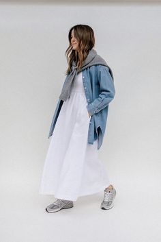 Raincoat Outfit Summer, Raincoat Outfit, Weekend Wear, Classic Outfits, Outfit Summer, Retro Outfits, Daily Outfits