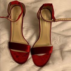 Never Worn! Size 8 Red Velvet Heels Dark Red Heels, Quince Shoes, Red Velvet Heels, Quinceanera Shoes, Red Quince, Prom Dress Shoes, Fashion Nova Shoes, Quince Ideas, Velvet Heels