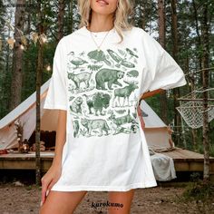 Vintage Forest Animal Environmental Shirt Woodland Animals Graphic Tee Indie Granola Girl Camping Clothes Park Ranger National Parks Shirt - Etsy Woodland Clothes, Girl Camping, Animals Graphic, Camping Clothes, Park Rangers, Vintage Forest, National Park Shirt, Animal Graphic Tee, Botanical Illustrations