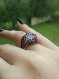 Wire Wrap Ring Tutorial, Wire Wrap Tutorial, Crystal Jewelry Diy, Wire Wrap Ring, Wire Wrap Cabochon, Wrap Tutorial, Wire Jewelry Rings, Wire Wrapped Stone Jewelry, Wire Wrapped Jewelry Diy