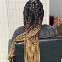 Ways To Style Box Braids, Style Box Braids, Box Braid Hairstyles, Red Box Braids, Micro Braids Hairstyles, Black Box Braids, Colored Box Braids, Medium Hair Braids, Medium Box Braids