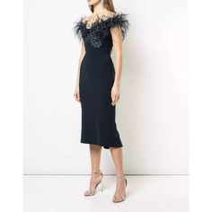 $3k Marchesa Navy Blue Ostrich Feather Beaded Off Shoulder Fluted Hem Dress Size: 8 Brand New With Partial Tag/Extra Beads. Blue Feathered Evening Dress, Blue Feather Evening Dress, Elegant Blue Feathered Dress, Elegant Blue Dress With Feathers, Elegant Blue Dress With Feather Trim, Blue Feather Trim Dress For Night Out, Luxury Feathered Formal Dress, Luxury Feathered Dress For Formal Occasions, Luxury Feather Trim Dress For Evening