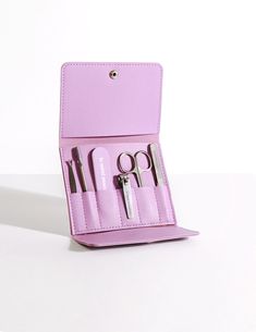 Our first complete manicure set with all the must-have tools for DIY manicures and pedicures at home or on the go! Les Essentials set includes everything you need to prepare your nails for any kind of polish and comes in a soft faux leather pouch that’s great for on-the-go. Getting the perfect mani anywhere has never been so easy! Nails Care, Mini Macaron, Glass Nail File, Essentials Set, Pedicure At Home, Nail Scissors, Nail Cuticle, Glass Nails, Manicure At Home